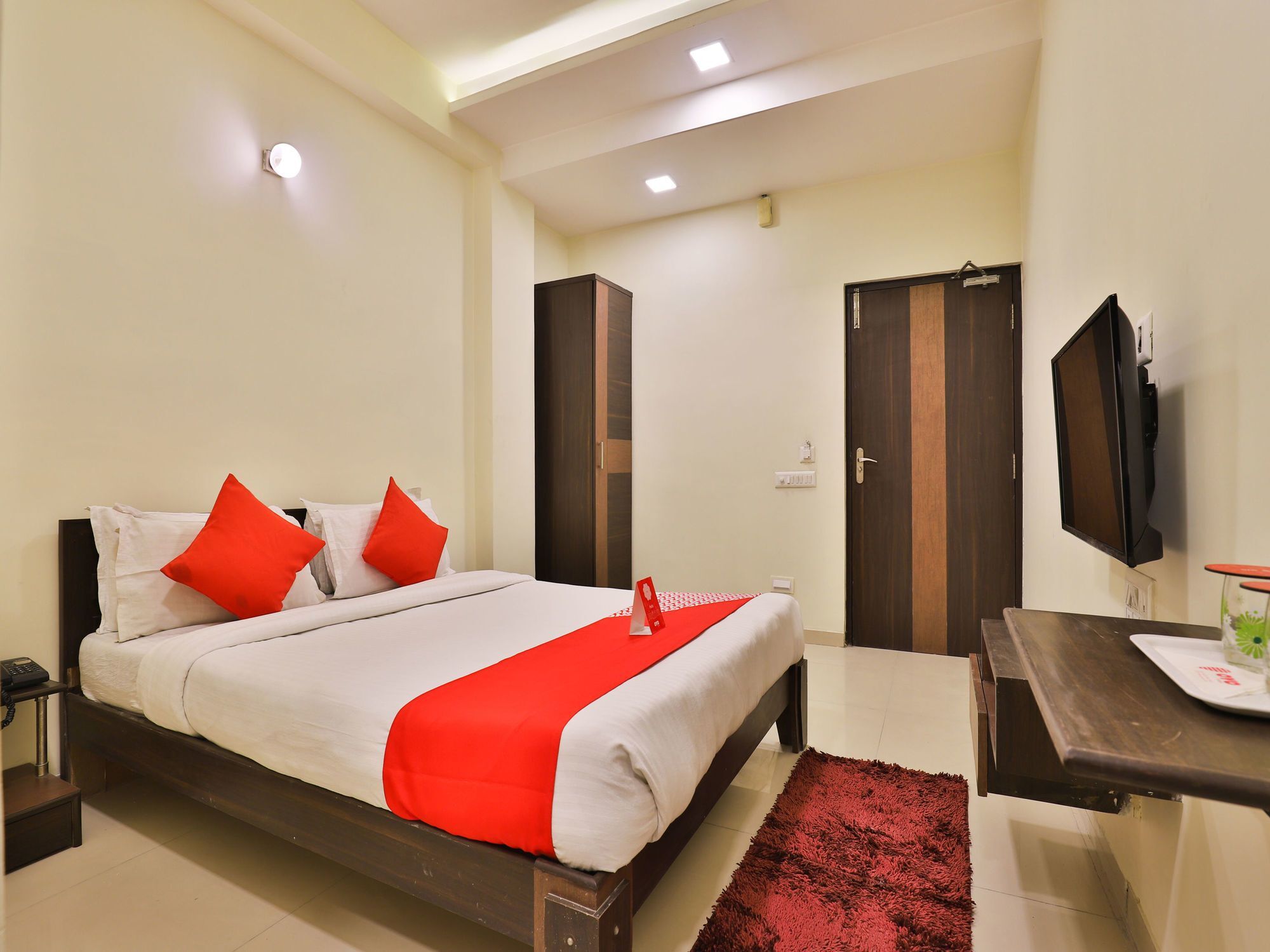 Oyo 6684 Hotel Park Sangam Ахмедабад Екстер'єр фото